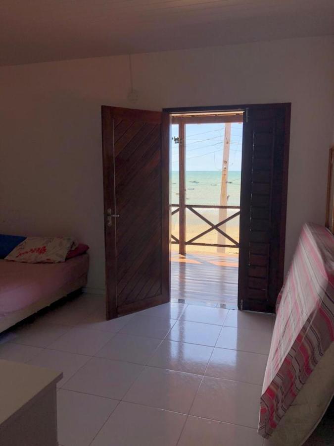 Praia da Baleia Itapipoca CE Esterno foto