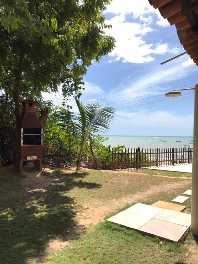 Praia da Baleia Itapipoca CE Esterno foto